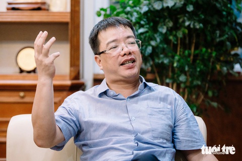 Cứu những dòng sông 'hấp hối' bằng cách nào?- Ảnh 2. Cục trưởng Cục Quản lý tài nguyên nước Châu Trần Vĩnh - Ảnh: D.KHANG