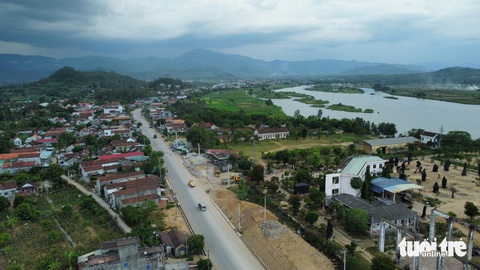 Quốc lộ 19 nối 2 tỉnh Bình Định - Gia Lai đang được sửa chữa, giao thông qua lại rất khó khăn - Ảnh: LÂM THIÊN Quốc lộ 19 nối hai tỉnh Bình Định - Gia Lai đang được sửa chữa, giao thông rất khó khăn - Ảnh: LÂM THIÊN
