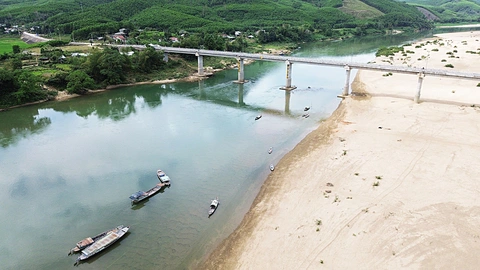 Chuyện bên những dòng sông xứ Quảng - Kỳ 1: Trái quý Nam trân ở thượng nguồn Vu Gia- Ảnh 3. Chuyện bên những dòng sông xứ Quảng - Kỳ 1: Trái quý Nam trân ở thượng nguồn Vu Gia- Ảnh 3.