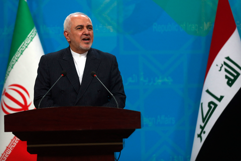 Phó tổng thống Iran từ chức vì có con mang quốc tịch Mỹ- Ảnh 1. Ông Javad Zarif từ chức phó tổng thống Iran sau hơn một tuần được bổ nhiệm - Ảnh: AFP