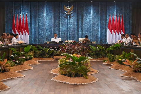 Chính phủ Indonesia lần đầu họp nội các ở thủ đô mới- Ảnh 1. Chính phủ Indonesia lần đầu họp nội các ở thủ đô mới- Ảnh 1.