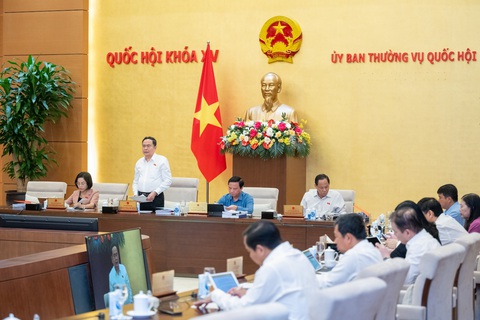 Chủ tịch Quốc hội: Tháo gỡ vướng mắc cho địa phương, người dân, doanh nghiệp trong các dự luật- Ảnh 3. Quang cảnh phiên họp - Ảnh: GIA HÂN
