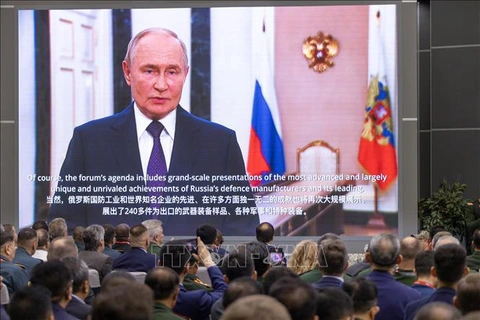 Đại tướng Phan Văn Giang dự Diễn đàn Army-2024 ở Nga- Ảnh 3. Tổng thống Nga Vladimir Putin gửi video phát biểu chào mừng tại lễ khai mạc Diễn đàn Kỹ thuật quân sự quốc tế Army-2024 - Ảnh: TTXVN