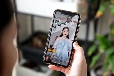 Cần tiếp sức cho hàng Việt trên sàn thương mại điện tử- Ảnh 3. Cần tiếp sức cho hàng Việt trên sàn thương mại điện tử- Ảnh 3.