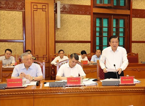 Tổng Bí thư, Chủ tịch nước chủ trì họp Ban Chỉ đạo Trung ương về phòng, chống tham nhũng, tiêu cực- Ảnh 4. Ông Phan Đình Trạc - ủy viên Bộ Chính trị, bí thư Trung ương Đảng, trưởng Ban Nội chính Trung ương, phó trưởng Ban Thường trực Ban Chỉ đạo - phát biểu