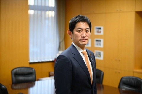 Chân dung ông Kobayashi Takayuki - Ảnh: JAPAN TIMES Các ứng viên tiềm năng kế nhiệm Thủ tướng Nhật Bản Kishida- Ảnh 8.