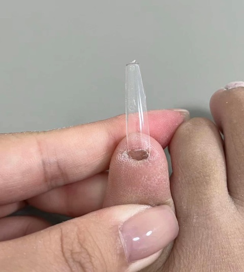 Ảnh vui 14-8: 'Labubu đời đầu' ám ảnh nhiều thế hệ- Ảnh 2. Hình ảnh của sự cố chấp.