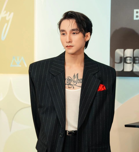 Công ty M-TP Talent của ca sĩ Sơn Tùng M-TP yêu cầu hủy quyết định trọng tài - Ảnh: FBNV Tòa án mở phiên họp giải quyết yêu cầu hủy quyết định trọng tài từ công ty của Sơn Tùng M-TP- Ảnh 1.