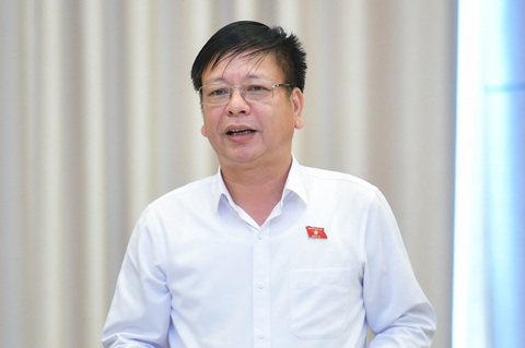 Đánh thuế VAT phân bón: 'Thu của nông dân 5.700 tỉ đồng mà bảo giảm giá bán thì không thuyết phục'- Ảnh 1. Đánh thuế VAT phân bón: 'Thu của nông dân 5.700 tỉ đồng mà bảo giảm giá bán thì không thuyết phục'- Ảnh 1.
