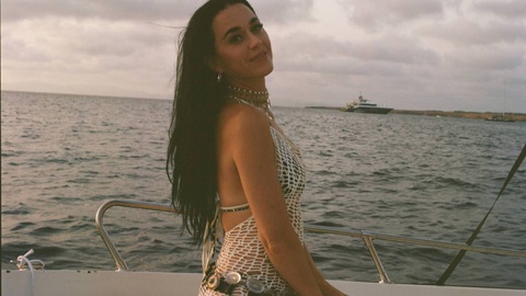Katy Perry bị điều tra vì nghi ngờ làm tổn hại đến môi trường - Ảnh: Katy Perry Tin tức giải trí 14-8: Mie và Uyển Ân sợ món rắn nướng khi nấu ăn dã chiến trong Sao nhập ngũ- Ảnh 5.