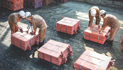 TKV đạt nhiều chỉ số tài chính tích cực trong nửa đầu năm 2024- Ảnh 2. TKV đạt nhiều chỉ số tài chính tích cực trong nửa đầu năm 2024- Ảnh 2.