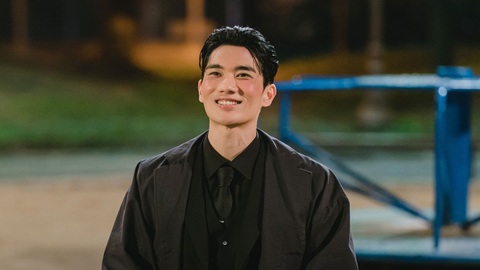 Lee Je Hoon, Jo Jung Suk, Uhm Tae Goo là sao Hàn nổi tiếng nhất tháng 8- Ảnh 4. Lee Je Hoon, Jo Jung Suk, Uhm Tae Goo là sao Hàn nổi tiếng nhất tháng 8- Ảnh 4.