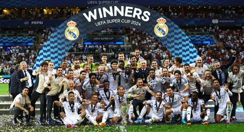 Kylian Mbappe ghi bàn đầu tiên, Real Madrid đoạt Siêu cúp châu Âu- Ảnh 3. Real Madrid lập kỷ lục với 6 lần đoạt Siêu cúp châu Âu - Ảnh: REUTERS