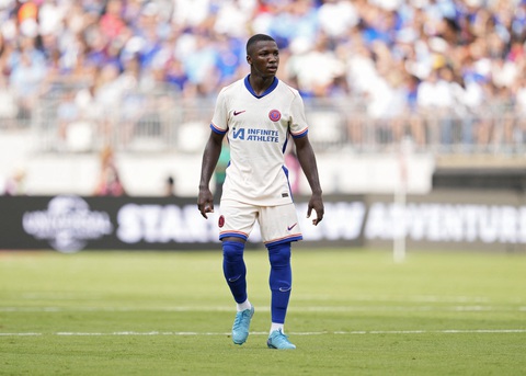 Những ngôi sao được kỳ vọng tỏa sáng ở Premier League 2024-2025- Ảnh 4. Moises Caicedo được kỳ vọng sẽ thi đấu đúng đẳng cấp ở mùa giải thứ 2 tại Chelsea - Ảnh: AFP