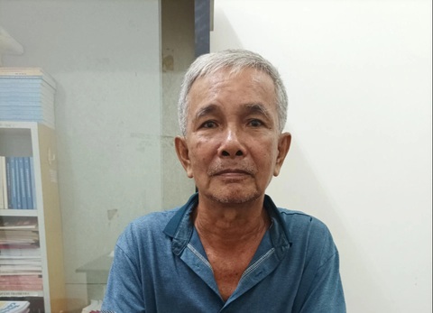 Bắt đối tượng đạp cán bộ công an ngã tử vong rồi trốn truy nã suốt 33 năm- Ảnh 1. Đối tượng Ngô Phước Đính tại Cơ quan cảnh sát điều tra Công an tỉnh Tây Ninh - Ảnh: T.N.