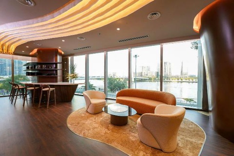 Khách hàng ấn tượng với chi nhánh Flagship của VPBank- Ảnh 3. Quầy bar tại tầng 3 chi nhánh Flagship của VPBank - Ảnh: VPB