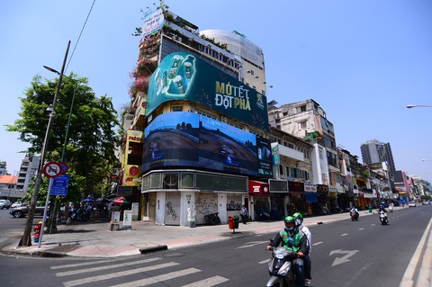 Khơi thông giá đất, khơi thông thủ tục- Ảnh 1. Giá đất đường Lê Lợi, quận 1, TP.HCM dự kiến tăng từ 162 triệu đồng/m² lên 810 triệu đồng/m² - Ảnh: QUANG ĐỊNH