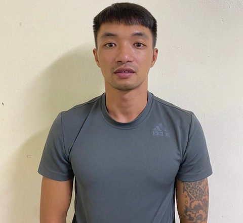 Bắt nghi phạm hành hung xe ôm, đâm chém 6 người ở bến xe Giáp Bát- Ảnh 1. Bắt nghi phạm hành hung xe ôm, đâm chém 6 người ở bến xe Giáp Bát- Ảnh 1.
