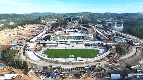 Ảnh chụp ngày 27-3-2024 về tiến độ xây dựng Dinh tổng thống tại thủ đô Nusantara - Ảnh: PUPR Indonesia tổ chức quốc khánh tại thủ đô mới- Ảnh 1.