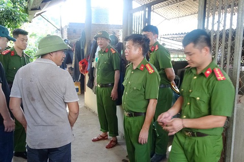 Thanh niên chém chết hàng xóm vì nghi ngờ quan hệ bất chính với vợ mình- Ảnh 1. Thanh niên chém chết hàng xóm vì nghi ngờ quan hệ bất chính với vợ mình - Ảnh 1.