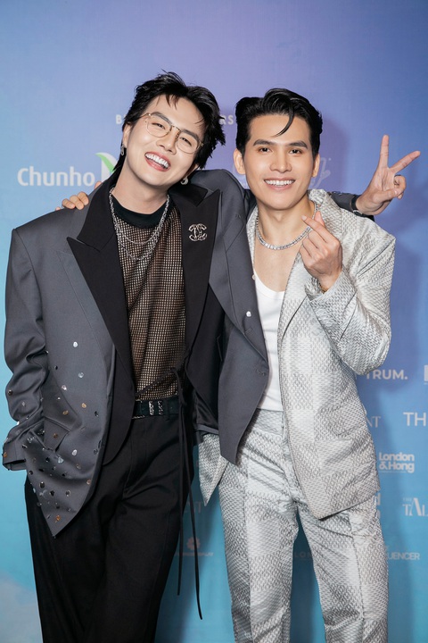 Dàn 'chị đẹp' - 'anh tài' sẽ xuất hiện tại concert kỉ niệm 20 năm bén duyên ca hát của Quốc Thiên- Ảnh 5. Dàn 'chị đẹp' - 'anh tài' sẽ xuất hiện tại concert kỷ niệm 20 năm bén duyên ca hát của Quốc Thiên - Ảnh 5.