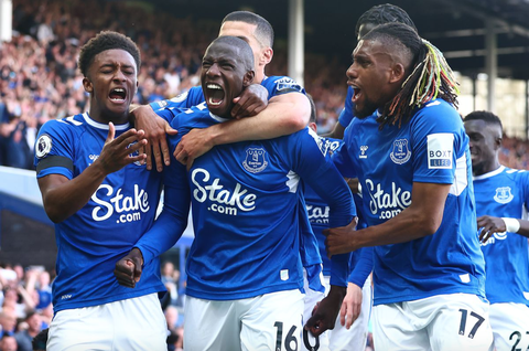 Toàn bộ đội Everton được rao bán để giải quyết khó khăn tài chính- Ảnh 1. CLB Everton ở Ngoại hạng Anh sẵn sàng bán bất kỳ cầu thủ nào để giải quyết khó khăn tài chính