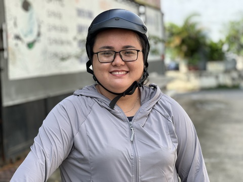 Vừa lái xe vừa nghe điện thoại: Nguy hiểm như 'ma men' lái xe - Ảnh 5. Vừa lái xe vừa nghe điện thoại: Nguy hiểm như “ma men” lái xe - Ảnh 5.