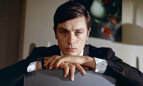 Huyền thoại màn ảnh Pháp Alain Delon qua đời ở tuổi 88 - Ảnh 2. Huyền thoại màn ảnh Pháp Alain Delon qua đời ở tuổi 88 - Ảnh 2.