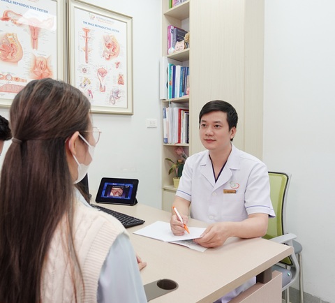 ‘Lệch pha yêu’ sau tiêm thuốc tránh thai- Ảnh 1. ‘Lệch pha yêu’ sau tiêm thuốc tránh thai- Ảnh 1.