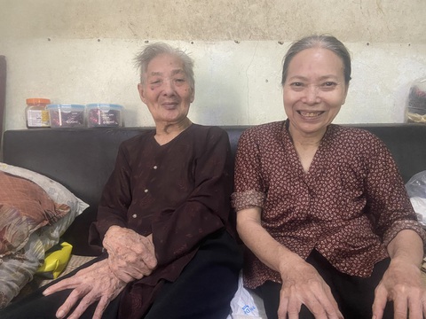 Rổ bánh giò 'tri túc' của bà Phương - Ảnh 3. Rổ bánh giò 'tri túc' của bà Phương - Ảnh 3.