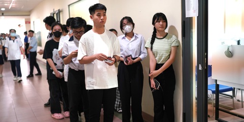 Điểm chuẩn Trường đại học Sư phạm TP.HCM hầu hết các ngành đều tăng- Ảnh 1. Điểm chuẩn Trường đại học Sư phạm TP.HCM hầu hết các ngành đều tăng- Ảnh 1.