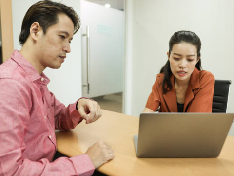 Nộp CV xin việc cứ chờ, nhà tuyển dụng cứ bình chân - Ảnh 2. Ứng viên nộp CV chờ mòn mỏi: Hồ sơ dễ bị đánh giá 'rác' - Ảnh 2.