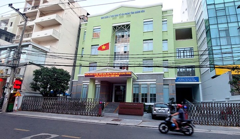 Khánh Hòa điều động, bổ nhiệm, phân công công tác nhiều cán bộ- Ảnh 1. Trụ sở Ban quản lý Khu kinh tế Vân Phong (Khánh Hòa) tại đường Lê Thành Phương, TP Nha Trang - Ảnh: PHAN SÔNG NGÂN