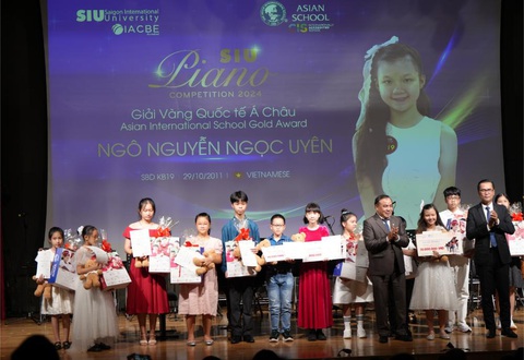 Dàn nghệ sĩ nhí xúng xính nhận giải SIU Piano Competition 2024 lần đầu tiên- Ảnh 10. Thí sinh Ngô Nguyễn Ngọc Uyên đạt giải Vàng Quốc tế Á Châu bảng B nhóm Không chuyên