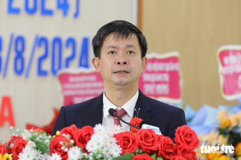 Xây dựng đảo tiền tiêu 2 lần anh hùng mạnh lên từ biển- Ảnh 2. Xây dựng đảo tiền tiêu 2 lần anh hùng mạnh lên từ biển- Ảnh 2.