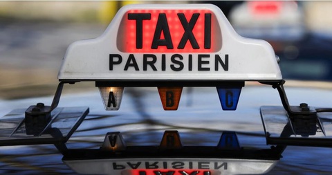 Tài xế taxi Pháp yêu cầu bồi thường do mất doanh thu vì Olympic Paris- Ảnh 1. Các tài xế taxi Pháp yêu cầu chính phủ bồi thường vì