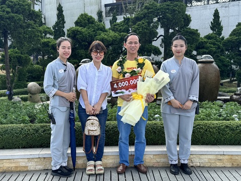 Núi Bà Đen đón vị khách thứ 4 triệu trong ngày đầu tháng 8- Ảnh 2. Núi Bà Đen đón vị khách thứ 4 triệu trong ngày đầu tháng 8- Ảnh 2.