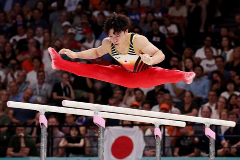 Chiến thắng xứng đáng của Shinnosuka Oka- Ảnh 1. Sự ổn định trong thi đấu giúp Shinnosuka Oka giành HCV Olympic 2024 - Ảnh: Reuters