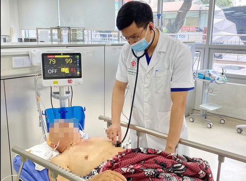 Nhập viện nguy kịch vì tự uống An cung ngưu hoàng hoàn để chữa đột quỵ - Ảnh 1. Nhập viện nguy kịch vì tự uống An cung ngưu hoàng hoàn để chữa đột quỵ - Ảnh 1.