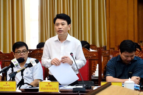 Bất thường điểm thi lớp 10 ở Thái Bình: Phát hiện sai nhưng... không làm gì - Ảnh 1. Vụ bất thường điểm thi lớp 10 ở Thái Bình: Quy trình chấm thi thế nào mà dẫn tới sai sót? - Ảnh 2.