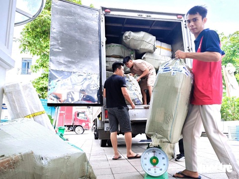 Lý do hàng Trung Quốc giao thần tốc: Cạnh tranh khâu phân loại tính bằng giây- Ảnh 4. Lý do hàng Trung Quốc giao thần tốc: Cạnh tranh khâu phân loại tính bằng giây - Ảnh 4.