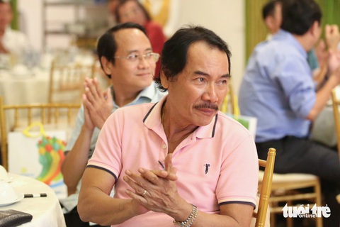 Thêm nhiều doanh nghiệp chung tay, CLB Nghĩa tình Quảng Trị trao 2 tỉ đồng cho Tiếp sức đến trường - Ảnh 2. Thêm nhiều doanh nghiệp chung tay, CLB Nghĩa tình Quảng Trị trao 2 tỉ đồng cho Tiếp sức đến trường - Ảnh 2.