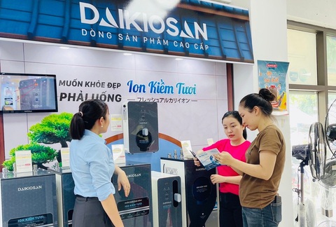 Thị trường máy lọc nước 'trăm hoa đua nở'- Ảnh 1. Thị trường máy lọc nước 'trăm hoa đua nở'- Ảnh 1.