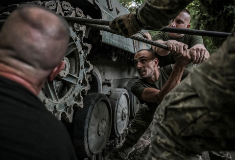 Vì sao Ukraine 'chính thức' tấn công Matxcơva sau Kursk?- Ảnh 1. Vì sao Ukraine 'chính thức' tấn công Matxcơva sau Kursk?- Ảnh 1.
