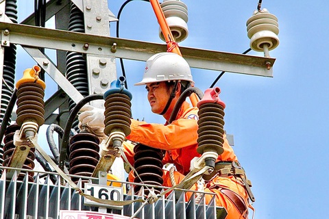 EVNCPC chủ động các phương án cấp điện dịp lễ 2-9- Ảnh 3. EVNCPC chủ động các phương án cấp điện dịp lễ 2-9- Ảnh 3.
