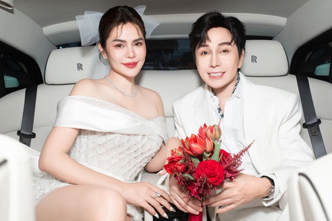 Phương Lê hát Quốc ca với thái độ bỡn cợt, Vũ Luân rút khỏi Chuông vàng vọng cổ - Ảnh 1. Phương Lê hát Quốc ca với thái độ bỡn cợt, Vũ Luân rút khỏi Chuông vàng vọng cổ - Ảnh 1.