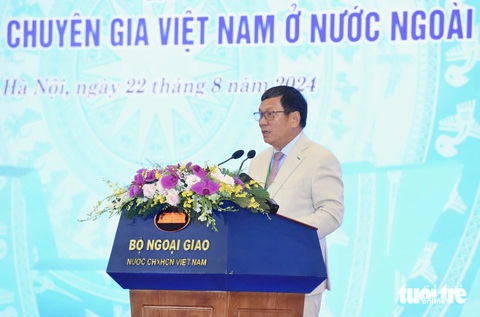 Hơn 400 kiều bào dự ‘Hội nghị Diên Hồng’ để hiến kế cho quê hương - Ảnh 5. Hơn 400 kiều bào dự ‘Hội nghị Diên Hồng’ hiến kế cho quê hương - Ảnh 5.