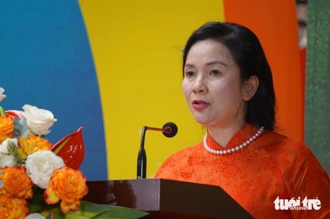 55 năm ngày Bác Hồ đi xa, nhà sàn đúng giờ vẫn có tiếng đài và đèn bật sáng - Ảnh 3. 55 năm ngày Bác Hồ đi xa, nhà sàn đúng giờ vẫn có tiếng đài và đèn bật sáng - Ảnh 2.
