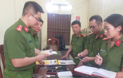 Bắt nhóm lừa đảo, rửa số tiền lớn phối hợp với người bên Campuchia- Ảnh 2. Bắt nhóm lừa đảo, rửa số tiền lớn phối hợp với người bên Campuchia- Ảnh 2.