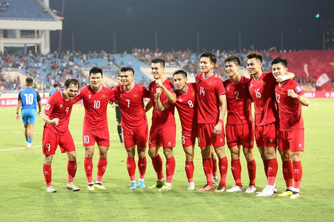 Đội tuyển Việt Nam tập trung 26 cầu thủ cho giải LPBank Cup 2024 - Ảnh 1. Đội tuyển Việt Nam tập trung 26 cầu thủ cho giải LPBank Cup 2024 - Ảnh 1.